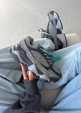 New balance 9060r
graphite grey