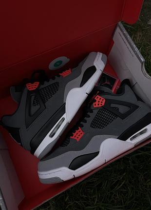Кросівки jordan 4 retro