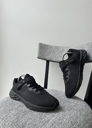 Спортивні кросівки кеди взуття nike