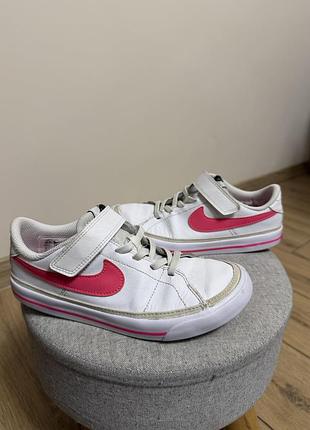 Кросівки для дітей nike білі з рожевими елементами