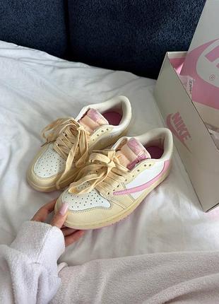 Кроссовки nike air jordan 1 x travis scott butter cream / pink