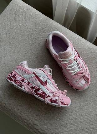 Initiator custom pink 2