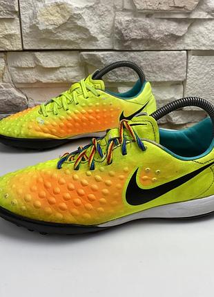 Оригінальні сороконіжки nike magistax onda ii tf