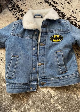 Куртка для хлопчиків джинсова на хутрі з нашивкою batman