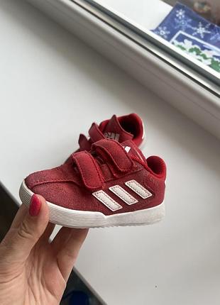 Кросівки дитячі adidas червоні з білими смужками 21 розмір