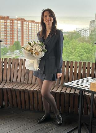 Жіночий костюм зі спідницею pull&bear чорний xs/s
