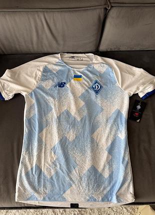 Футболка чоловіча new balance динамо київ домашня біла з блакитним
