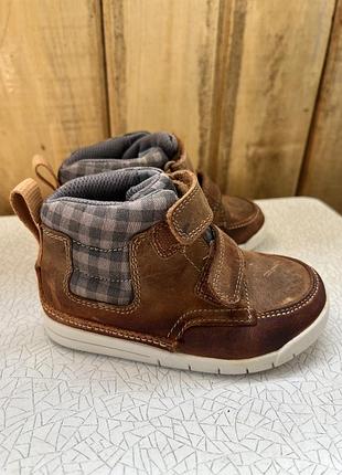 Ua: черевики для хлопчиків clarks коричневі, 21 розмір, 13,5 см устілка, шкіра
