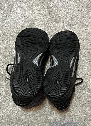Кросівки черевики дитячі asics чорні 5