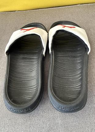Шльопанці jordan 4