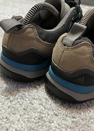 Кросівки трекінгові adidas 5