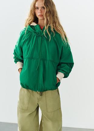 Куртка жіноча зелена zara new