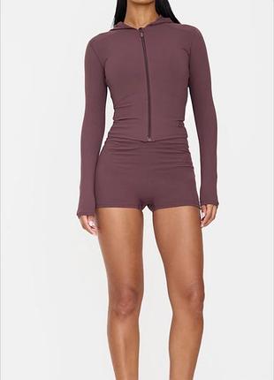 Кофта жіноча prettylittlething марсала з капюшоном