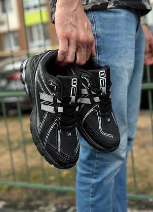 Nb 1906 black white 3