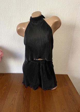 Дуже класний костюм shein