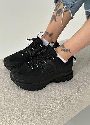 Nike vomero roam black 3
