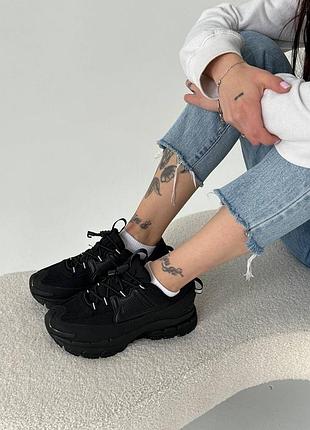Nike vomero roam black