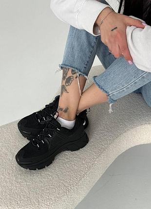 Nike vomero roam black 2