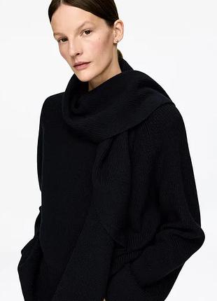 Джемпер arket strickpullover mit drapiertem schal dunkelblau 4