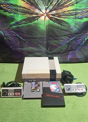 Ігрова приставка nintendo entertainment system (nes) 8-бітна