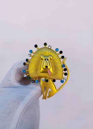Цікава брошка золотий лев 🦁 із камінням 💎