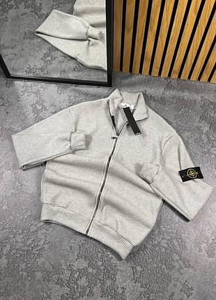 Чоловіча кофта вʼязана stone island — 1799 грн.  • розміри: s / m / l / xl / xxl • матеріал: ангора (65% поліестер, 25% акрил, 10% віскоза)