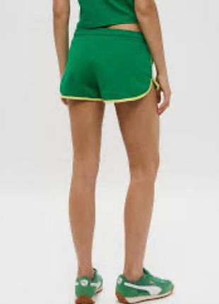 Зеленые короткие спортивные шорты shein eur 40-42