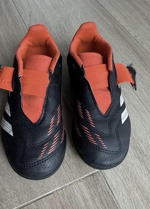 Сороконіжки для футболу adidas 30 розміру