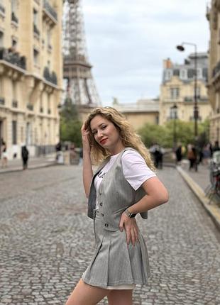 Костюм жилет та спідниця-шорти alingerie сірого кольору у смужку, розмір m l