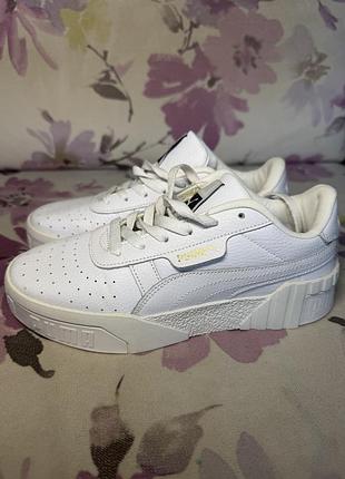 Кросівки жіночі puma білі 37 розмір