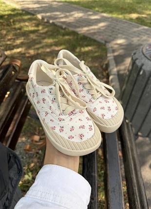 Кеди zara з квітковим принтом 7