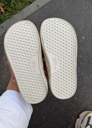 Кеди zara з квітковим принтом 6