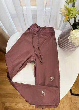 Спортивні лосини для бігу gymshark
