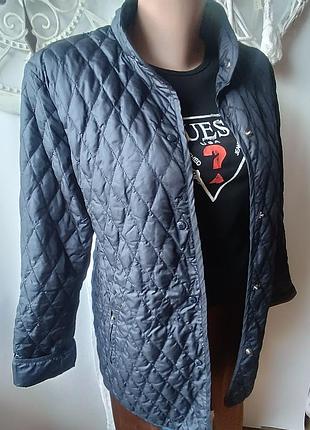 Брендова жіноча куртка moncler  р 44 8