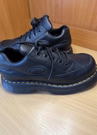 Туфлі чоловічі і жіночі  dr. martens buzz 5-eye чорні, розмір 42, матеріал натуральна зерниста шкіра