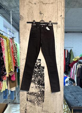 Джинси skinny