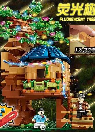 Конструктор майнкрафт із гірляндою дім на дереві 55038 minecraft 537 деталей + 2 фігурки