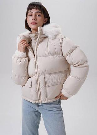 Пуховик з опушкою вкорочений cozy puffer, молочний xl