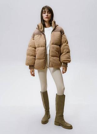 Пуховик fluffy puffer женский из эко меха бежевый c вставками со съемным капюшоном xl