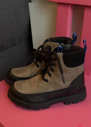 Дитячі шкіряні черевики clarks 5