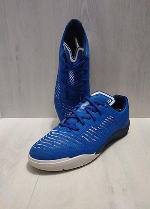Футзалки decathlon 40- стелька 25,5 см