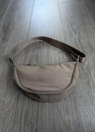 Сумка uniqlo round mini shoulder bag 3