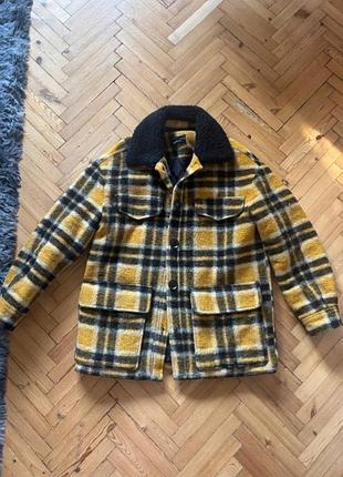 Куртка-сорочка чоловіча bershka в жовто-чорну клітинку, розмір s