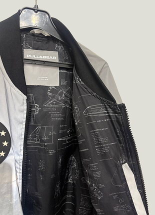 Куртка pull &amp; bear рефлективная светоотражающая, ветровка, бомбер 3