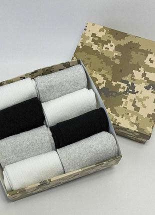 Бокс жіночих шкарпеток в рубчик 36-41 р на 8 пар в подарунковій коробці
