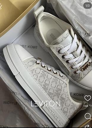 Кросівки жіночі michael kors 4