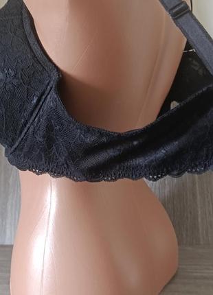 Бюстгальтер на косточках бренда torrid ☀️☀️☀️ 8