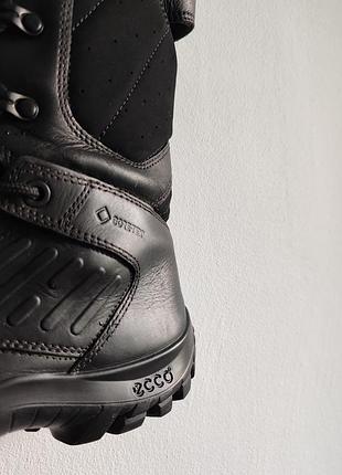 Взуття чоловіче ecco тактичні берці з мембраною gore-tex та підошвою vibram, чорні