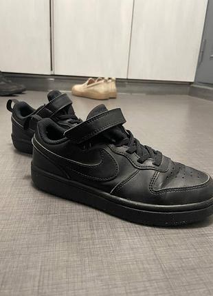 Кросівки nike чорні
