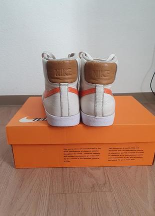 Женская пара обуви  blazer mid '77 emb 2